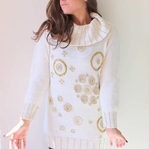 Vintage Victoria Harbour beaded tunic sweater